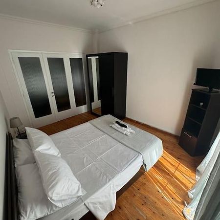 Lucky House Apartment Tesalonika Bagian luar foto